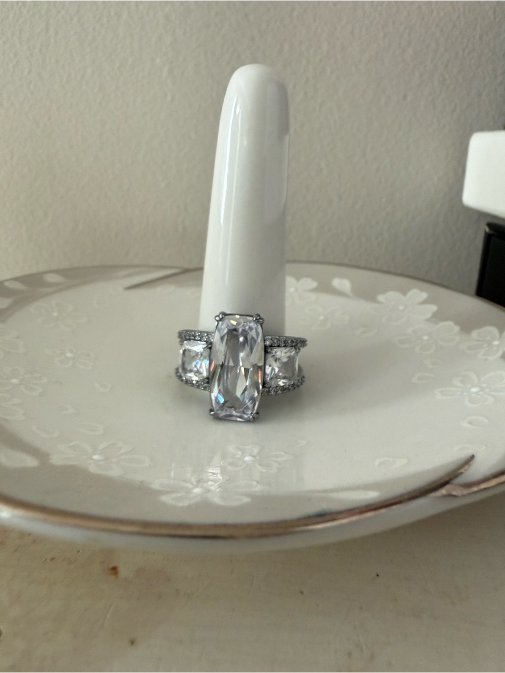 Bomb Party Chasing Sparkly Memories Diamond Cubic Zirconia Hematite Plating 9